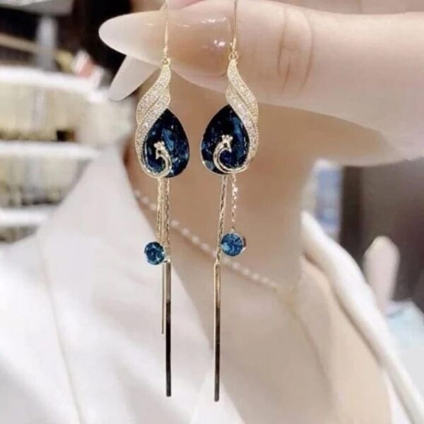 Boucles d'oreilles Paon en cristal d'Azure – Image 3